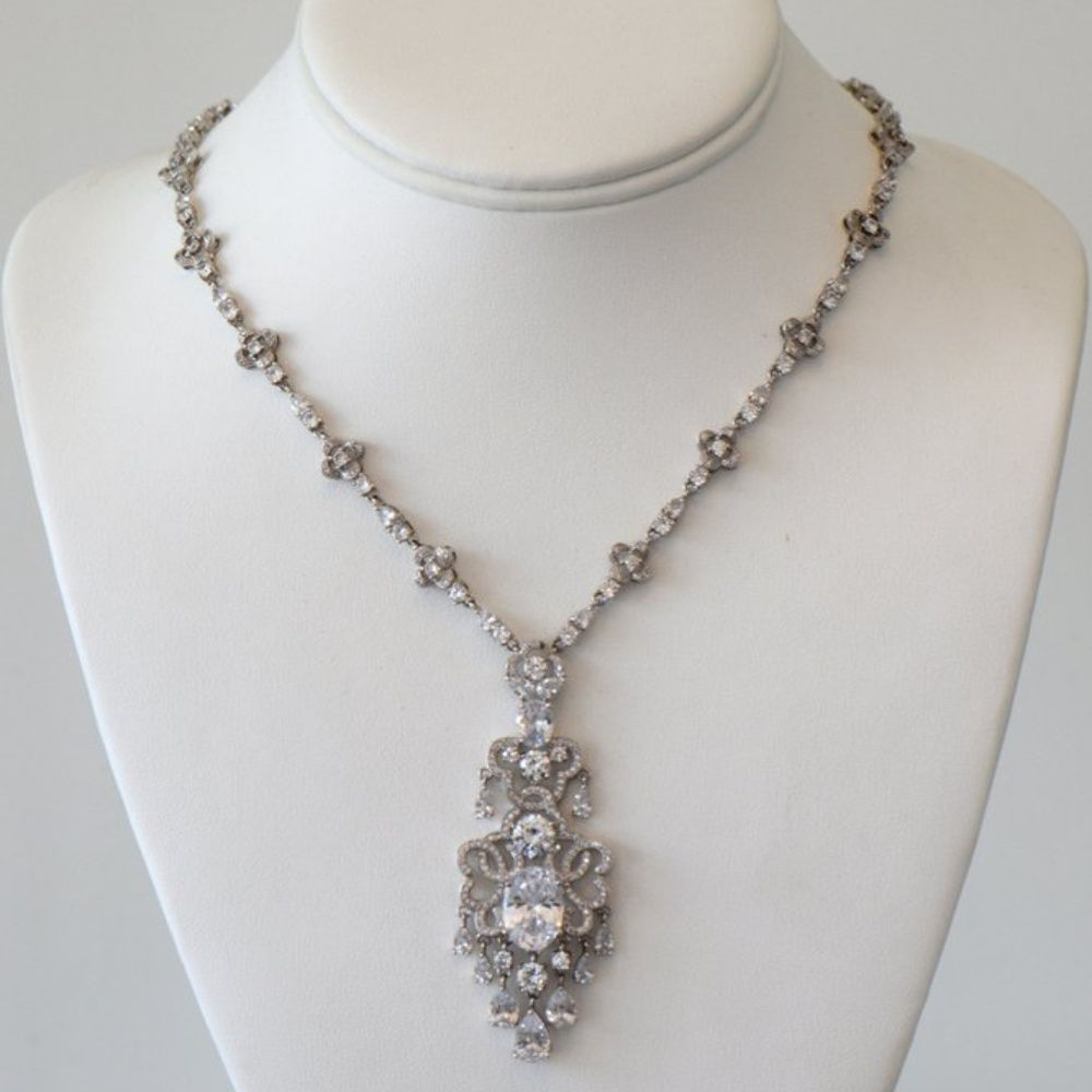 Cubic Zirconia Wedding Necklace, Beautiful Classic and Elegant for all ocassions